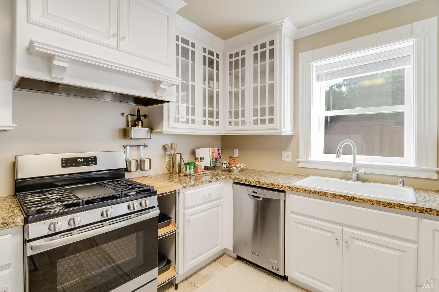 622-620 E 2nd Street Benicia CA 94510