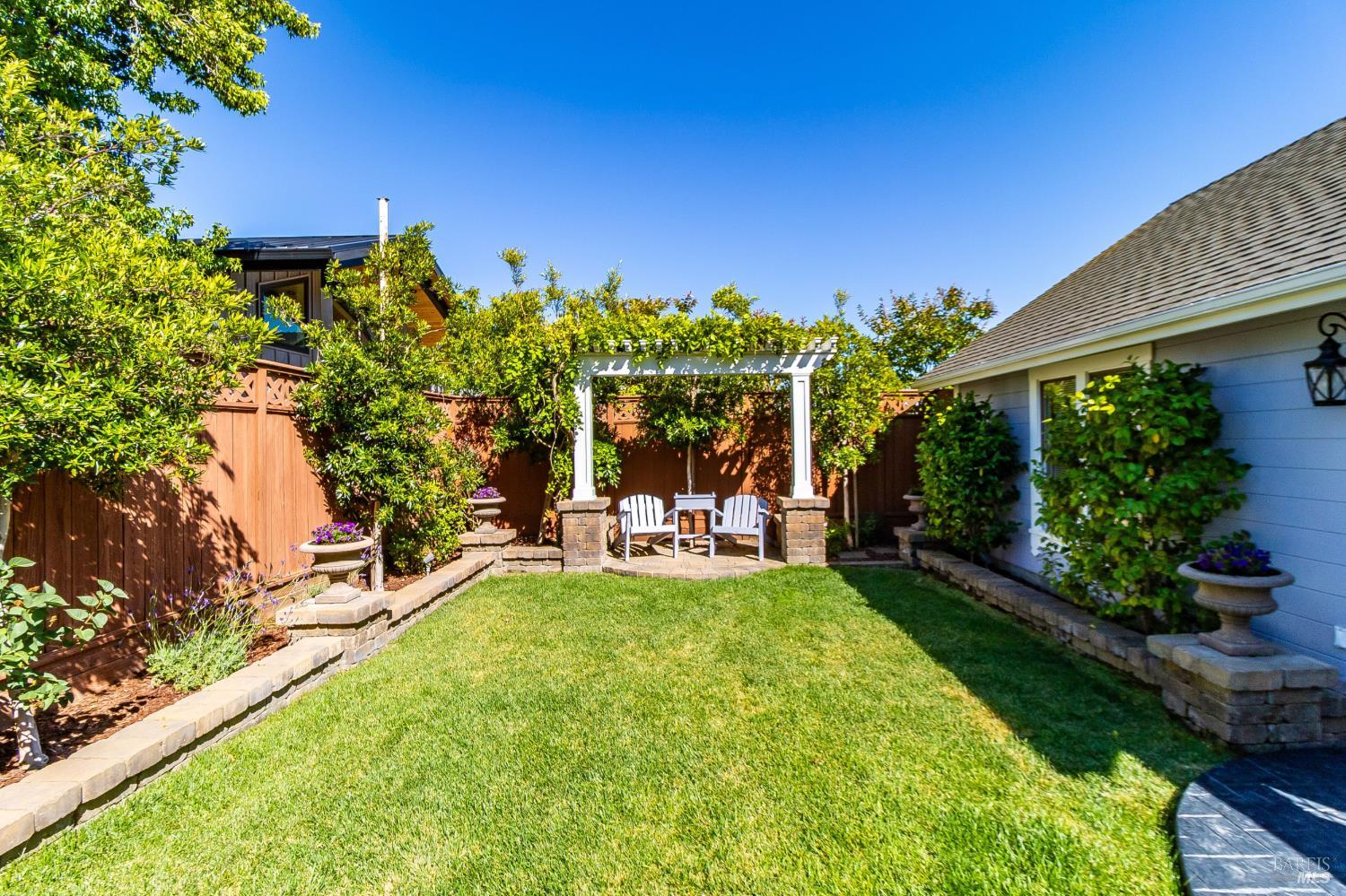 622-620 E 2nd Street Benicia CA 94510