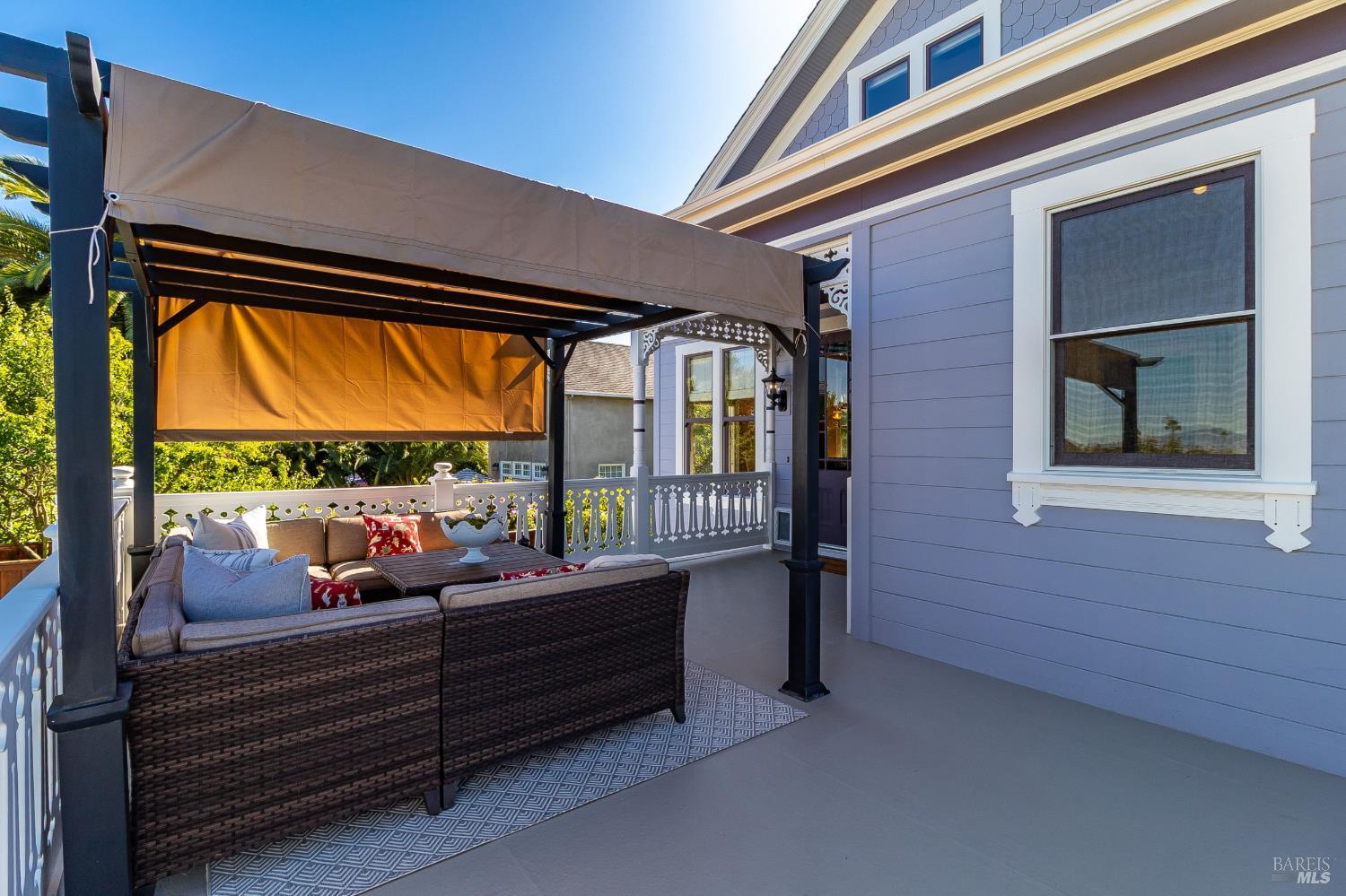 622-620 E 2nd Street Benicia CA 94510
