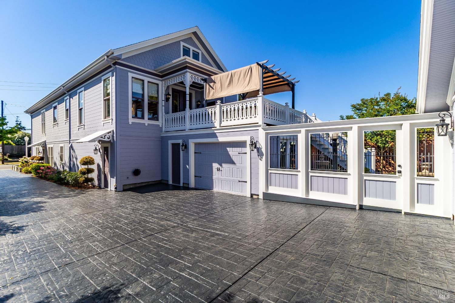 622-620 E 2nd Street Benicia CA 94510