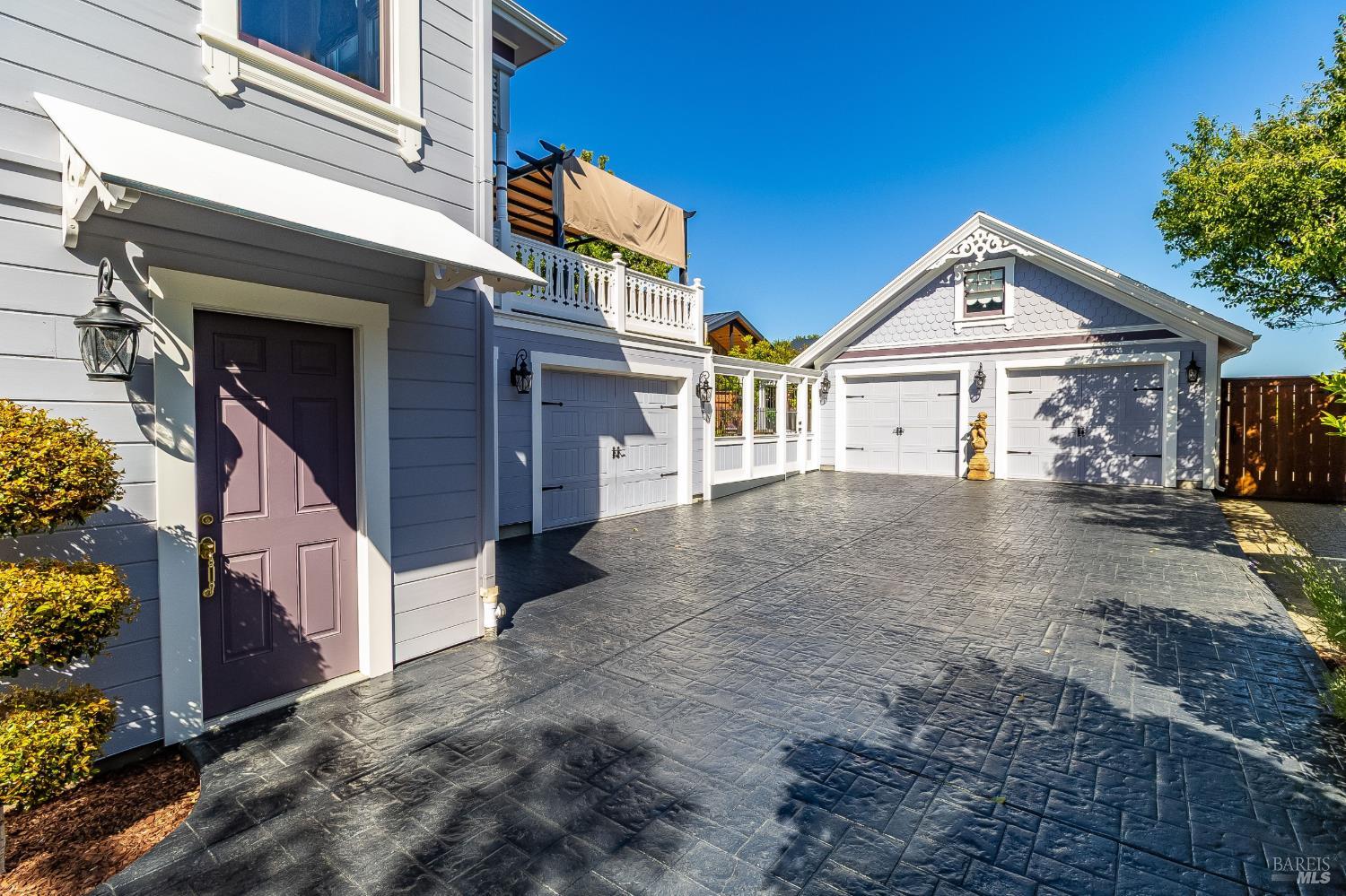 622-620 E 2nd Street Benicia CA 94510