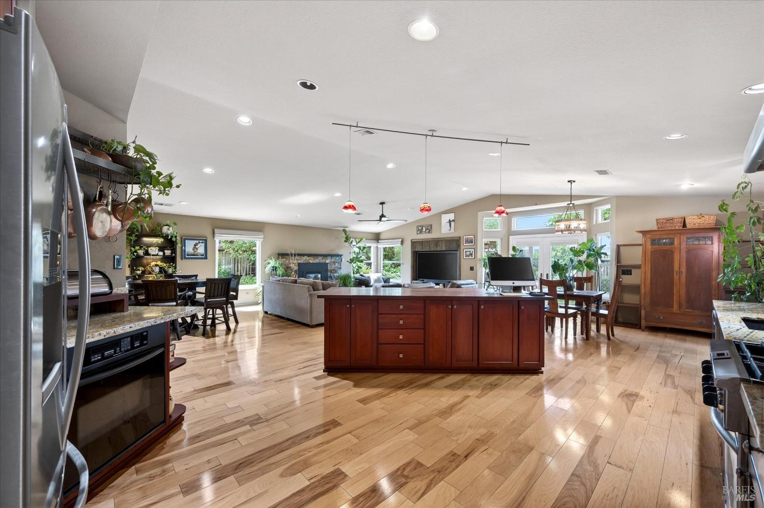 653 Windsor Drive Benicia CA 94510