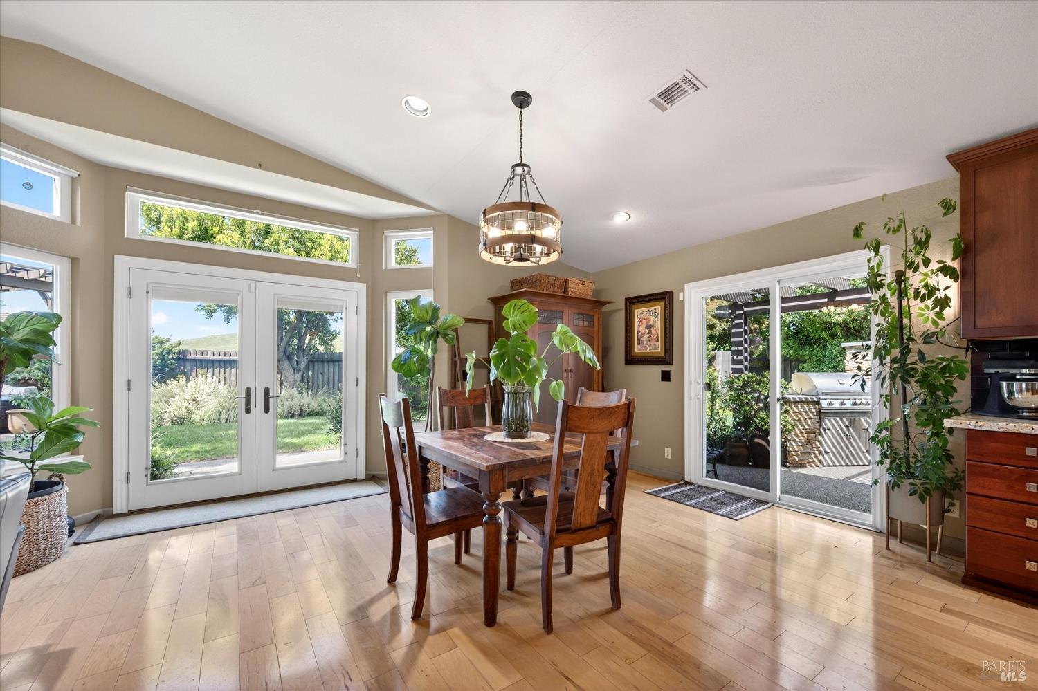 653 Windsor Drive Benicia CA 94510