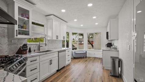 640 Elsa Drive Santa Rosa CA 95407