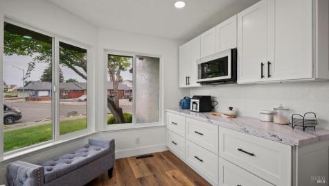 640 Elsa Drive Santa Rosa CA 95407