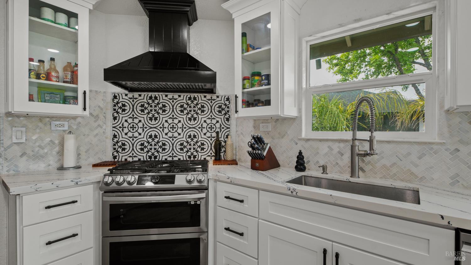 640 Elsa Drive Santa Rosa CA 95407