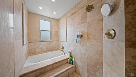 640 Elsa Drive Santa Rosa CA 95407