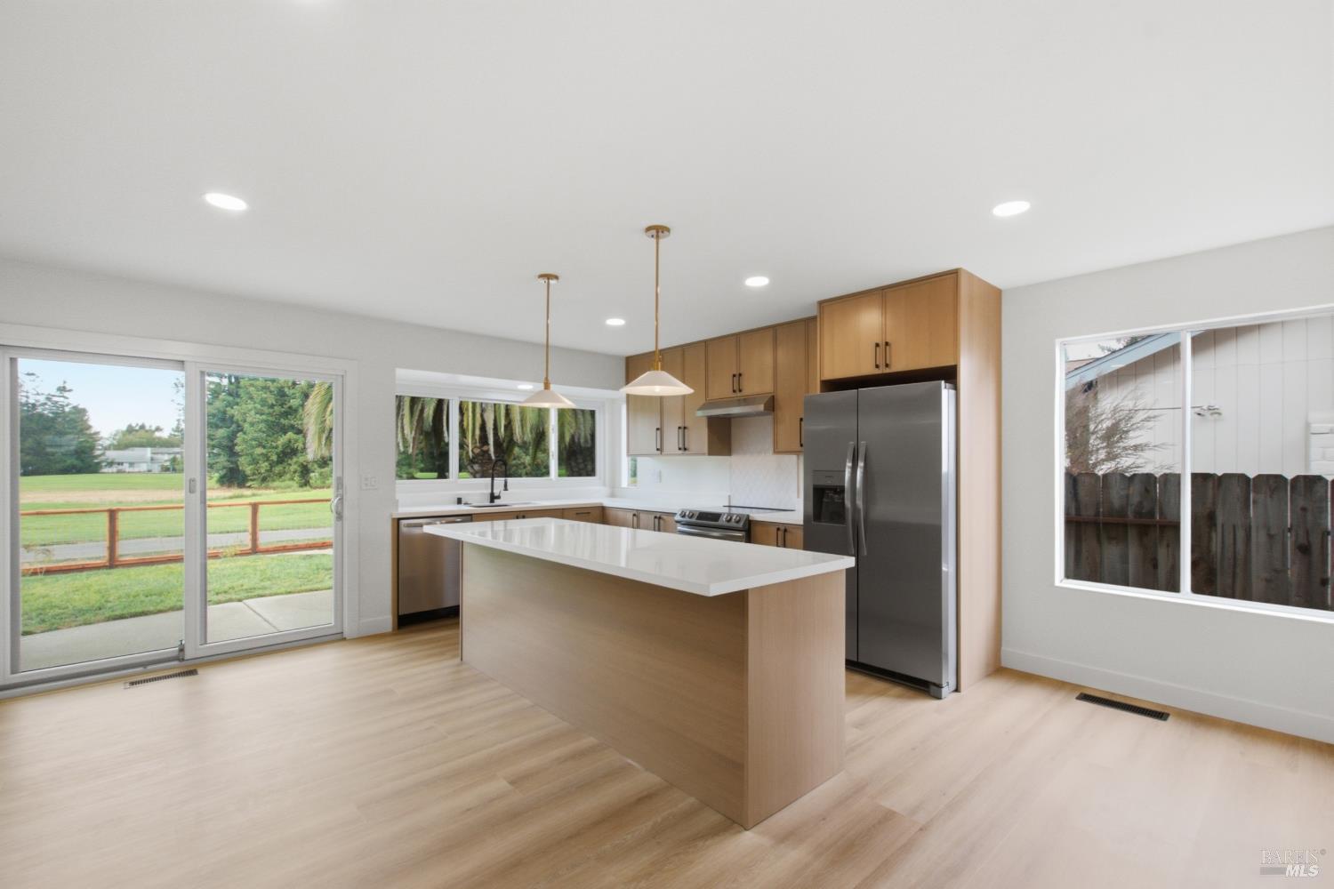 900 Hudis Street Rohnert Park CA 94928