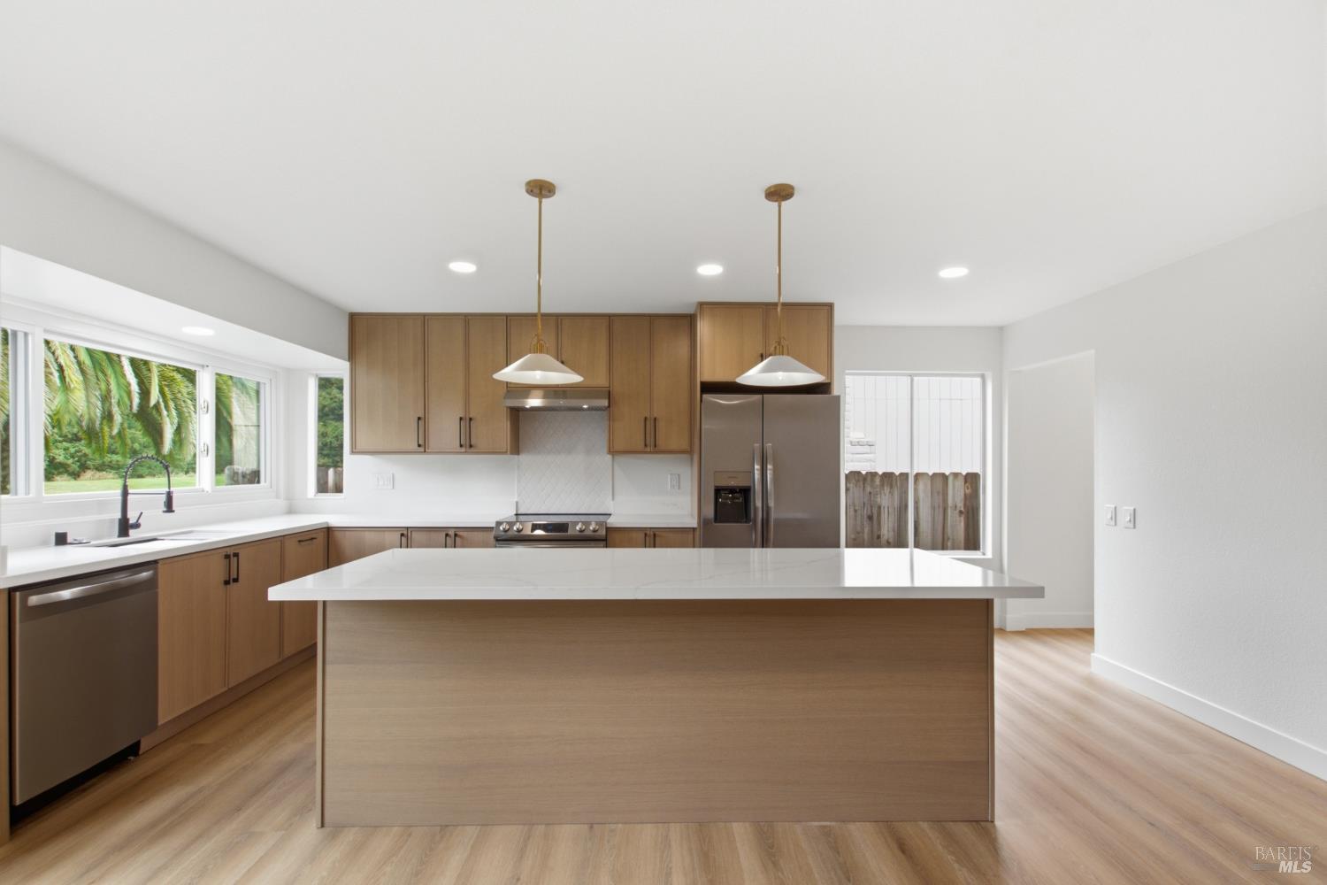 900 Hudis Street Rohnert Park CA 94928