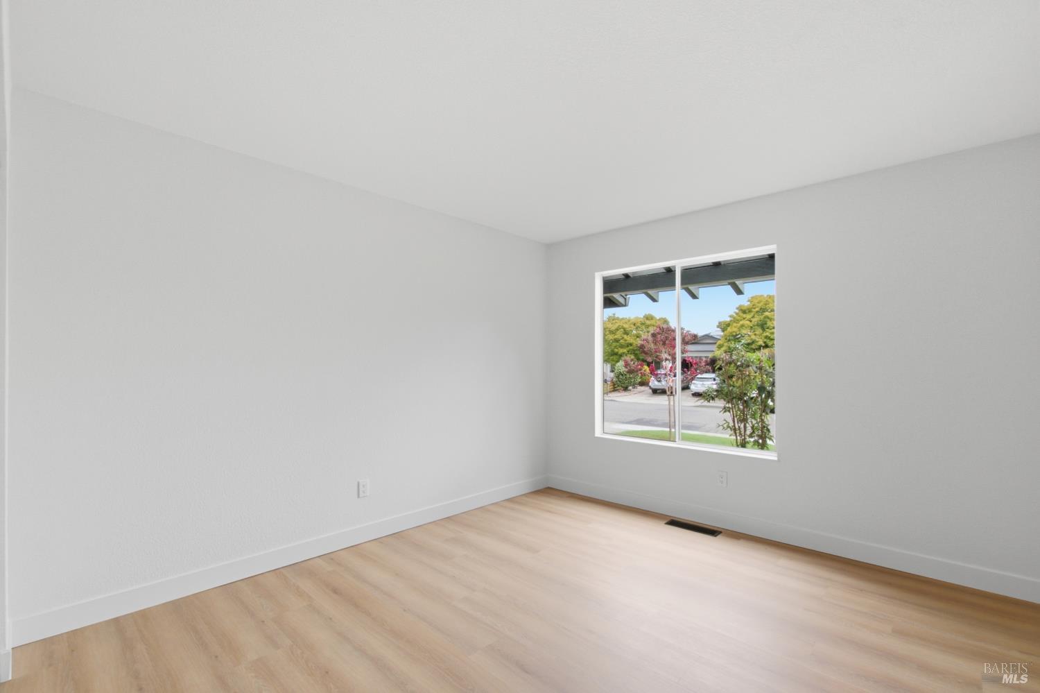 900 Hudis Street Rohnert Park CA 94928
