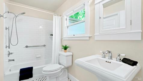 710 Cherry Street Santa Rosa CA 95404