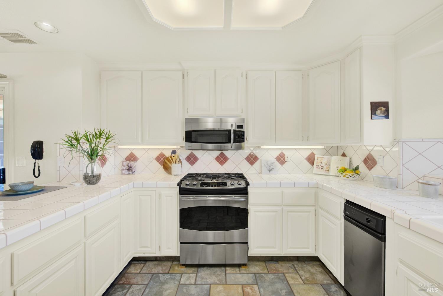 5050 Melissa Lane Vacaville CA 95688