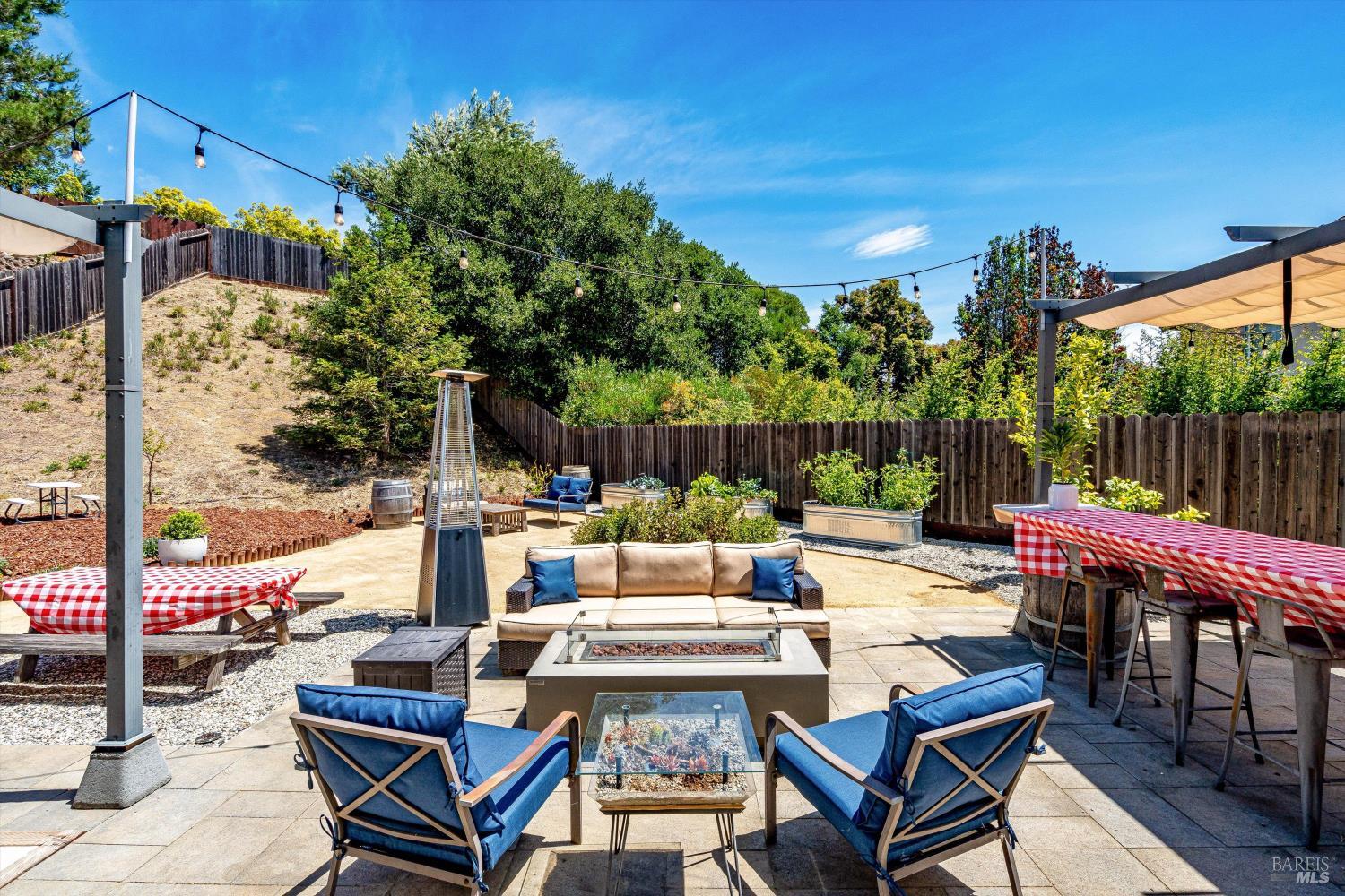 412 Arrowhead Court Vallejo CA 94589
