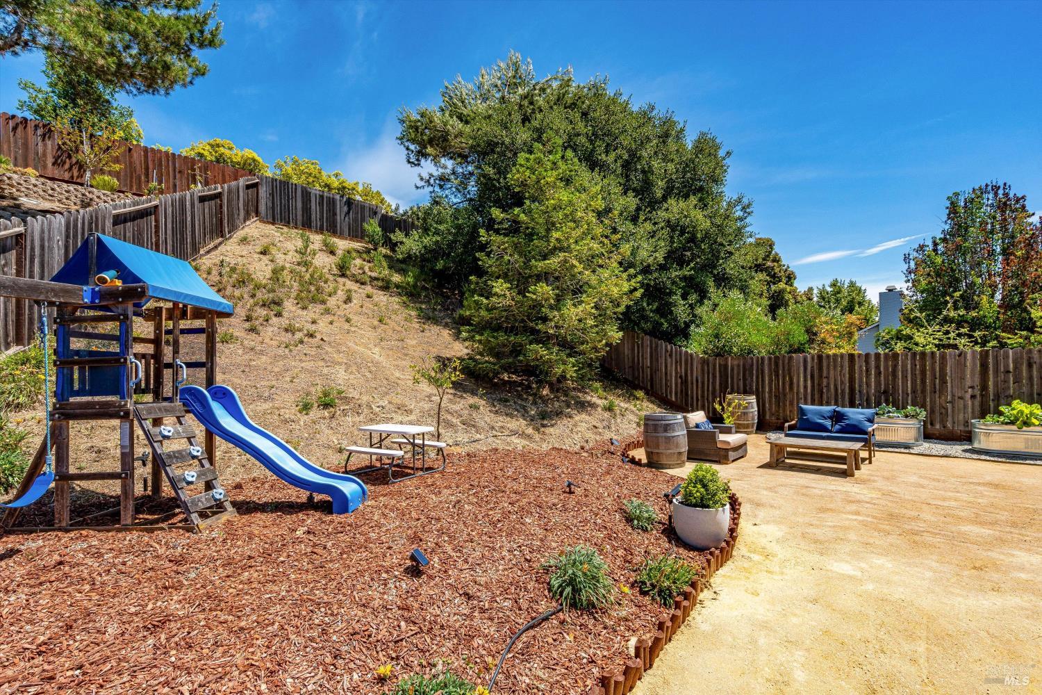 412 Arrowhead Court Vallejo CA 94589