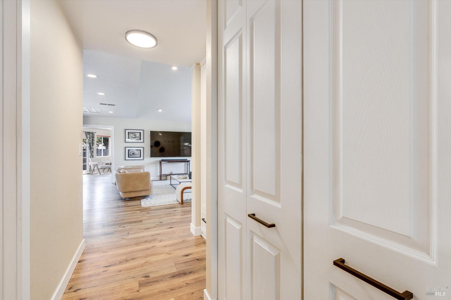 412 Arrowhead Court Vallejo CA 94589