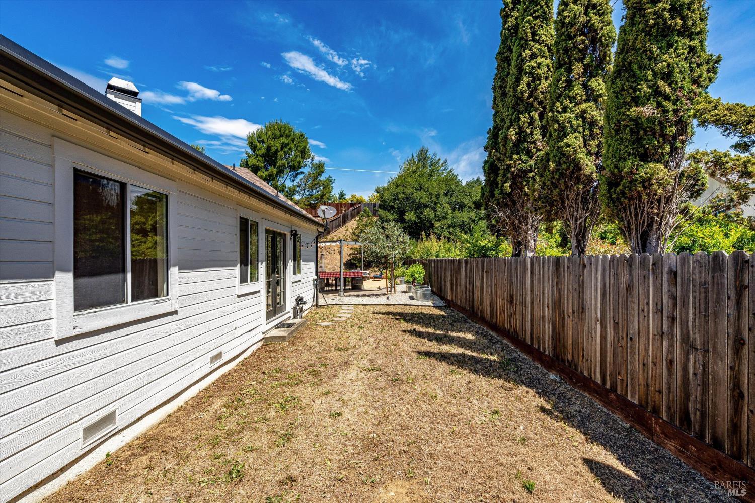 412 Arrowhead Court Vallejo CA 94589