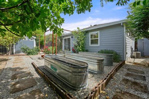 419 N Washington Street Cloverdale CA 95425