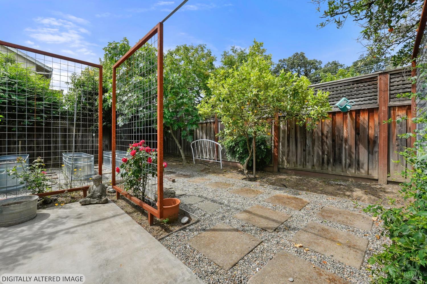 419 N Washington Street Cloverdale CA 95425