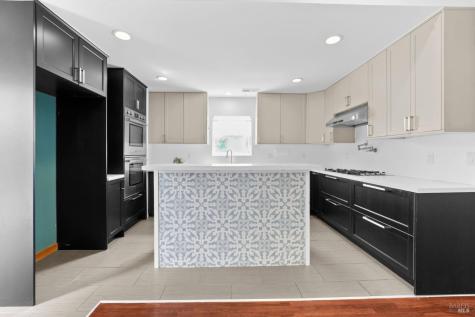 419 N Washington Street Cloverdale CA 95425