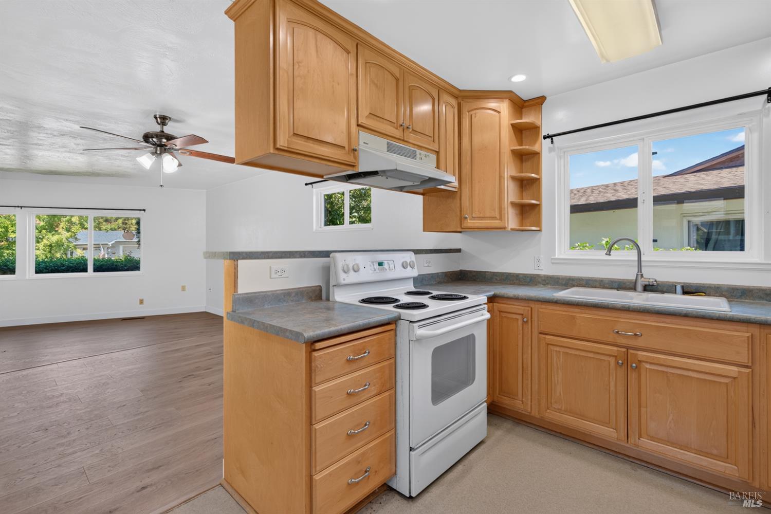 139 Las Colinas Drive Cloverdale CA 95425
