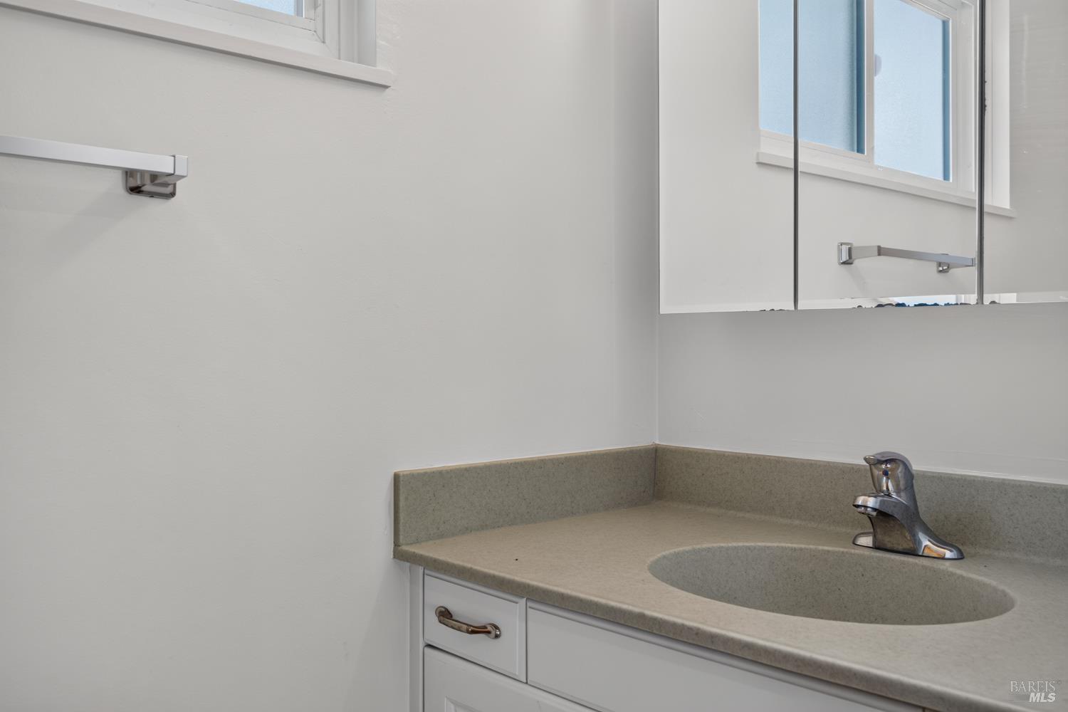 139 Las Colinas Drive Cloverdale CA 95425