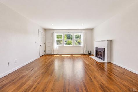 1943 Illinois Avenue Santa Rosa CA 95401