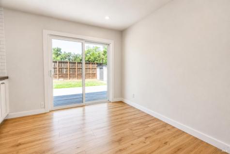 1943 Illinois Avenue Santa Rosa CA 95401