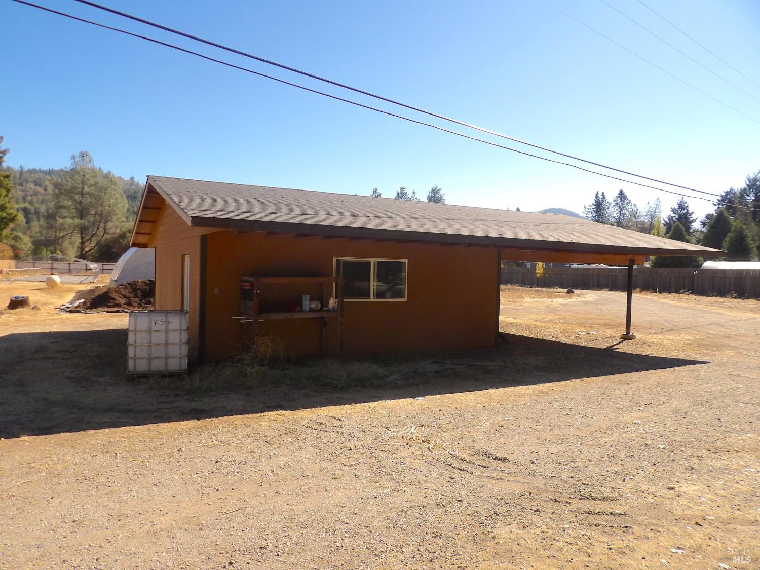 17576 Van Arsdale Road Potter Valley CA 95469