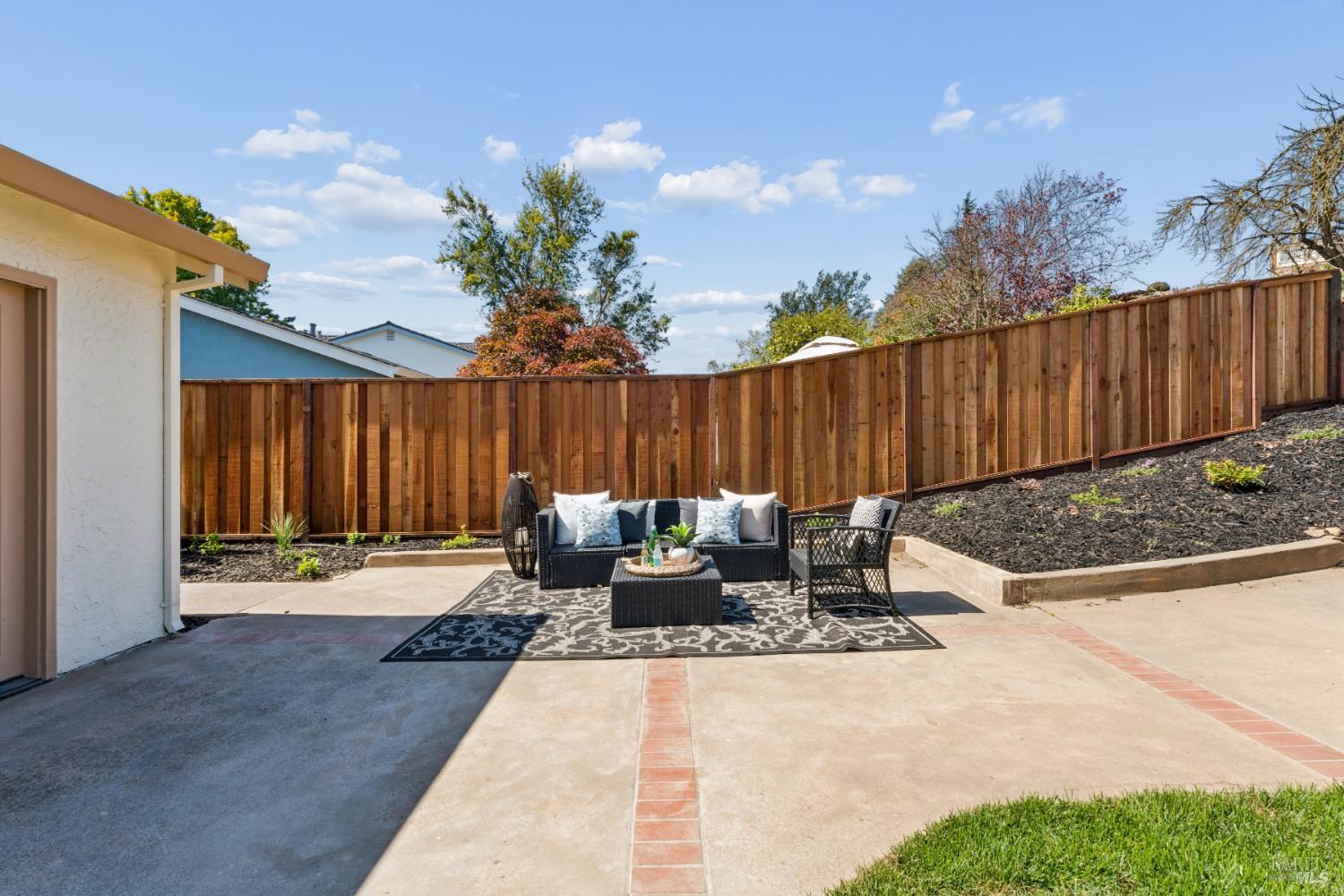 227 Baker Street Benicia CA 94510