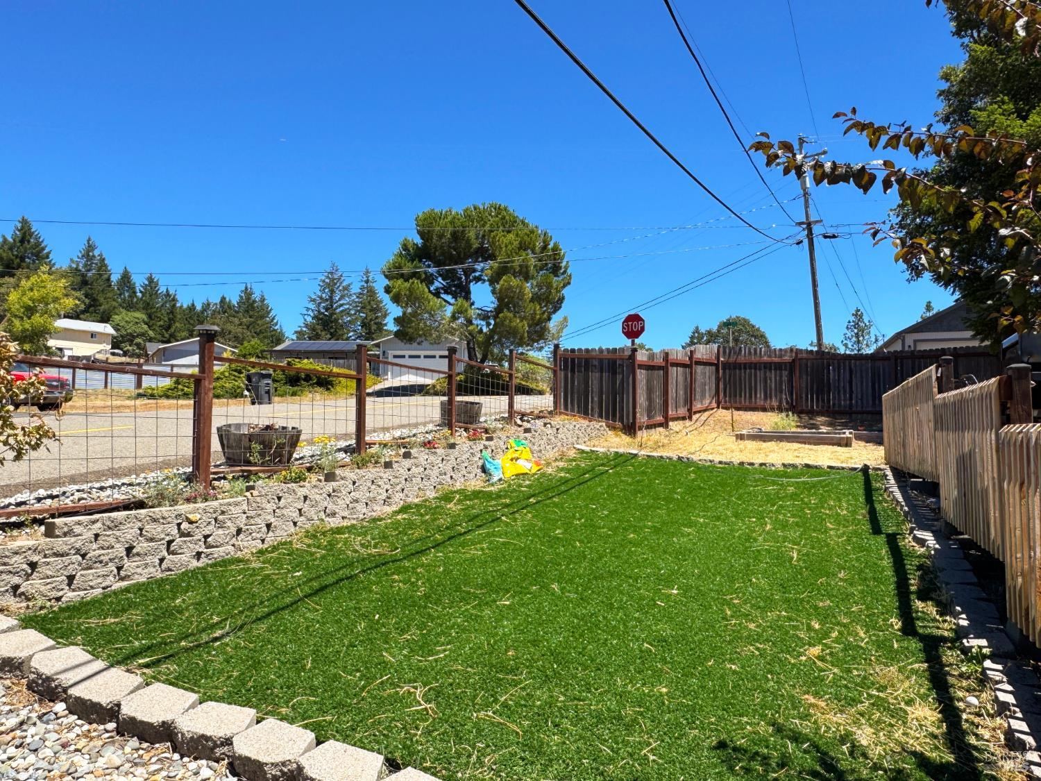 26851 Hawk Drive Willits CA 95490
