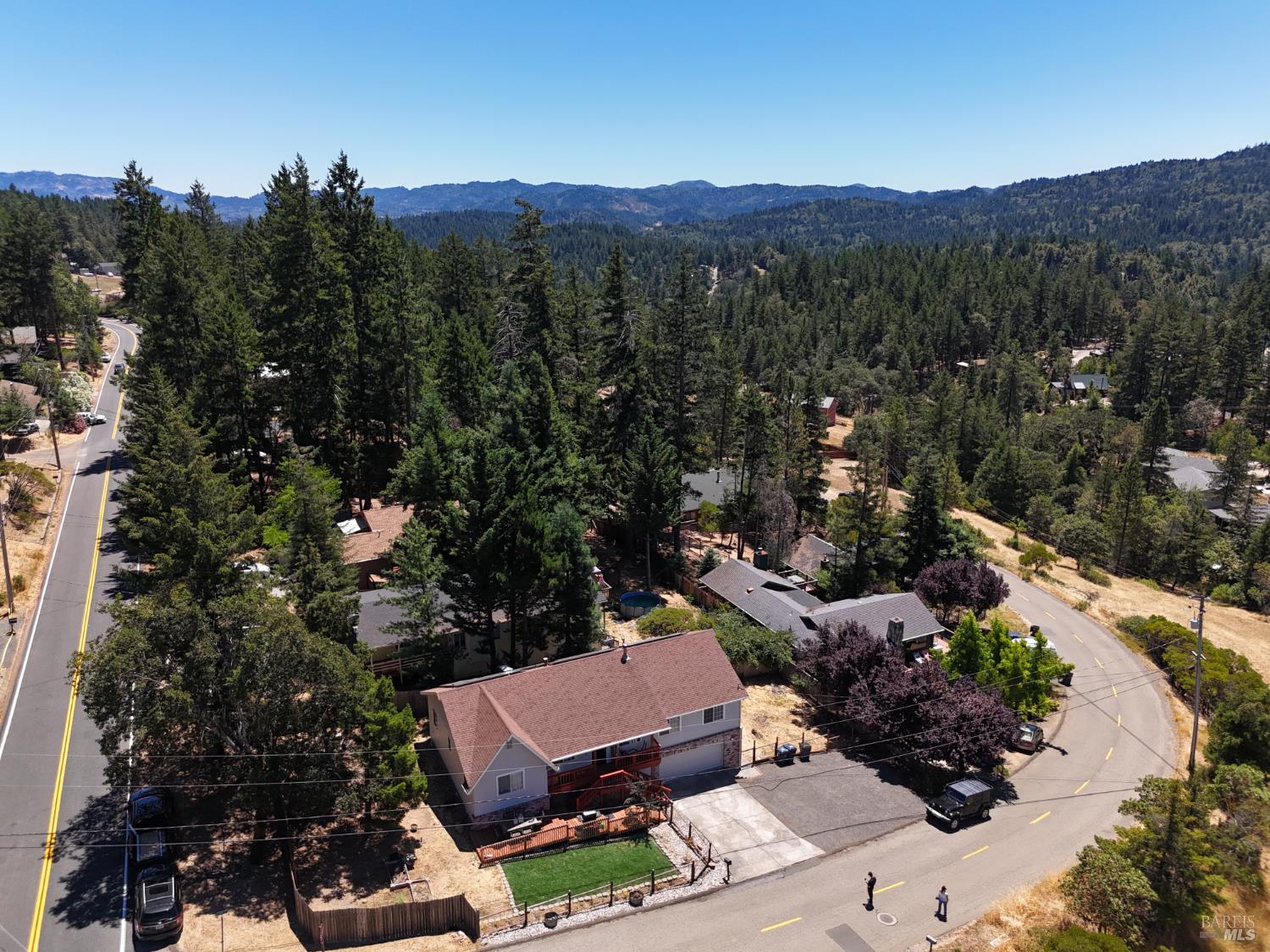 26851 Hawk Drive Willits CA 95490