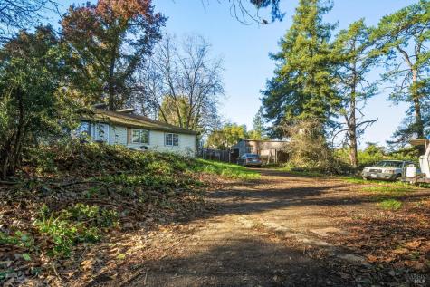 5070 Blank Road Sebastopol CA 95472
