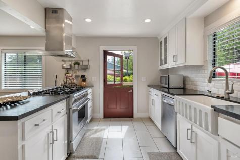 456 Fifth Street W Sonoma CA 95476