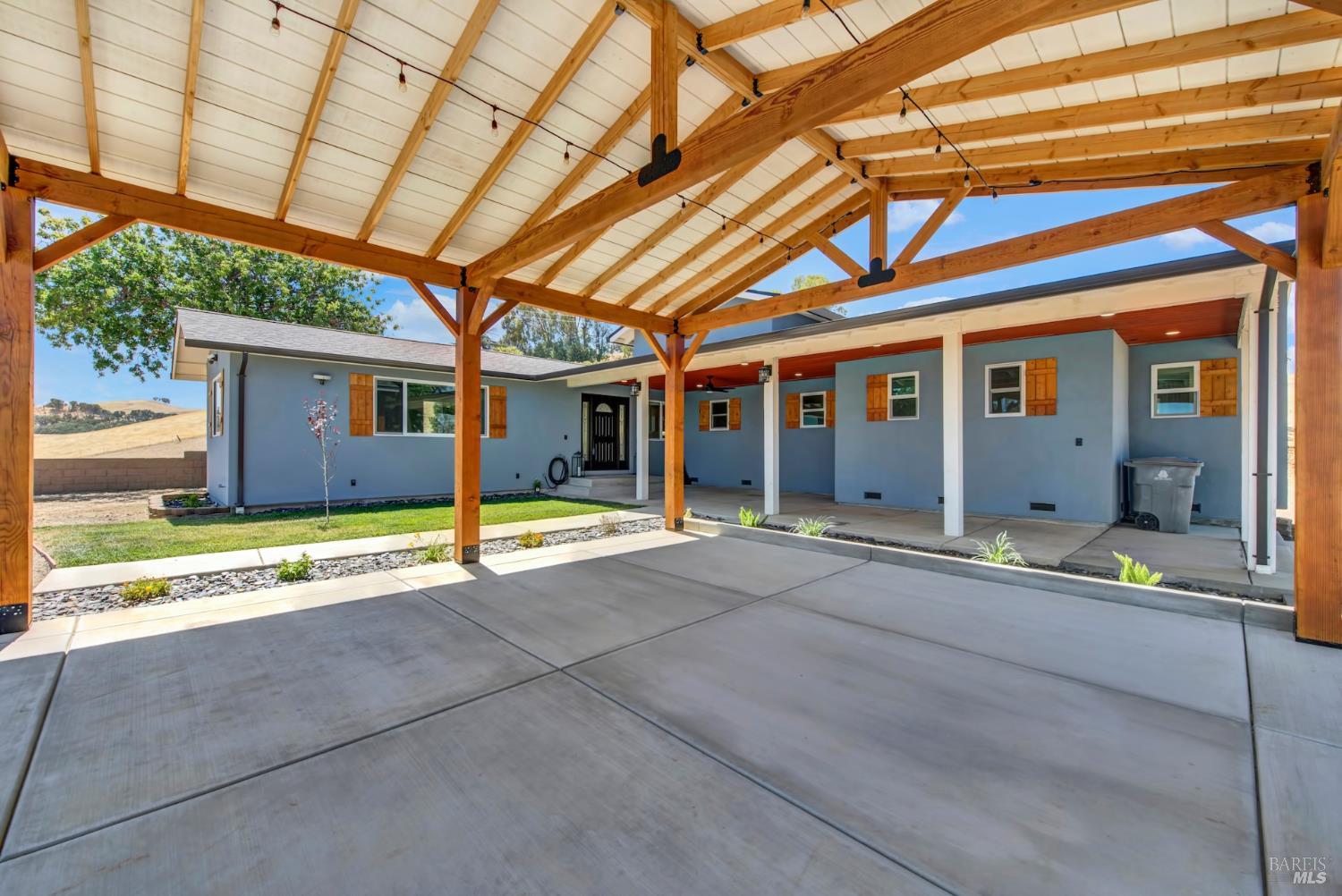 7425 English Hills Road Vacaville CA 95688