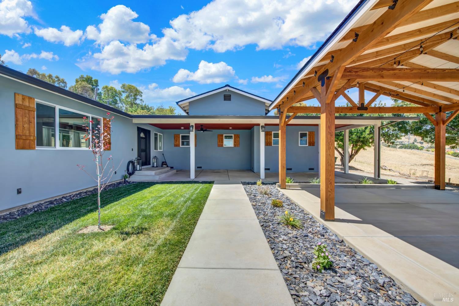 7425 English Hills Road Vacaville CA 95688