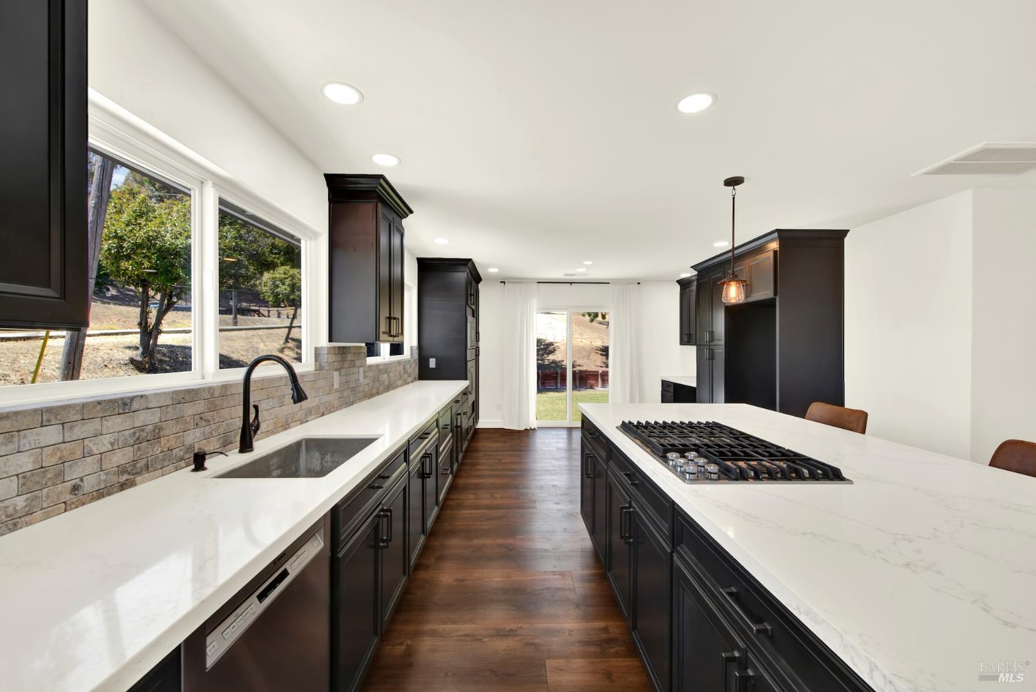 7425 English Hills Road Vacaville CA 95688