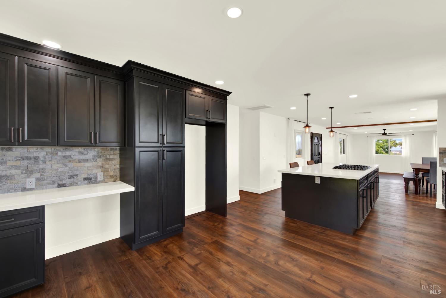 7425 English Hills Road Vacaville CA 95688