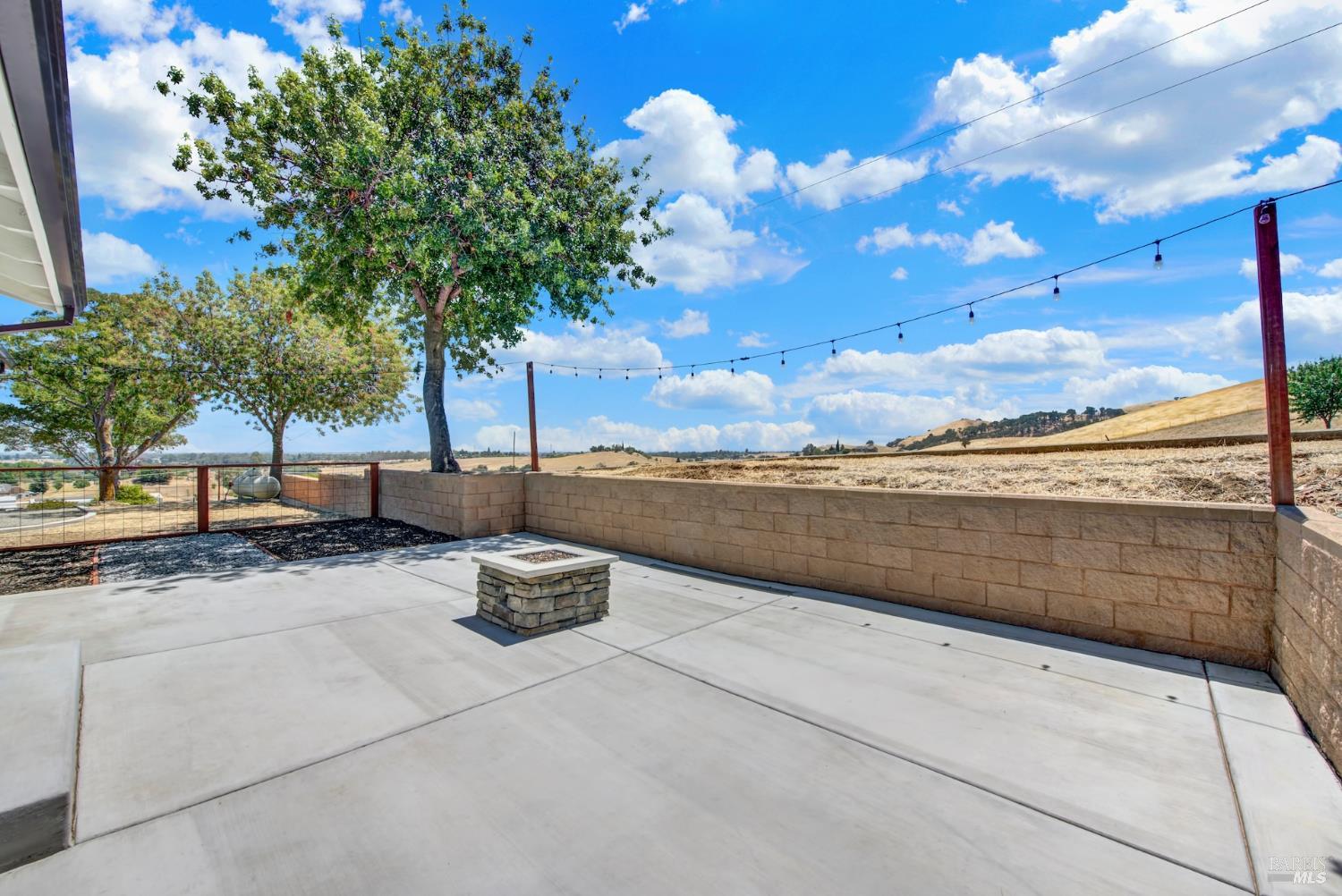 7425 English Hills Road Vacaville CA 95688