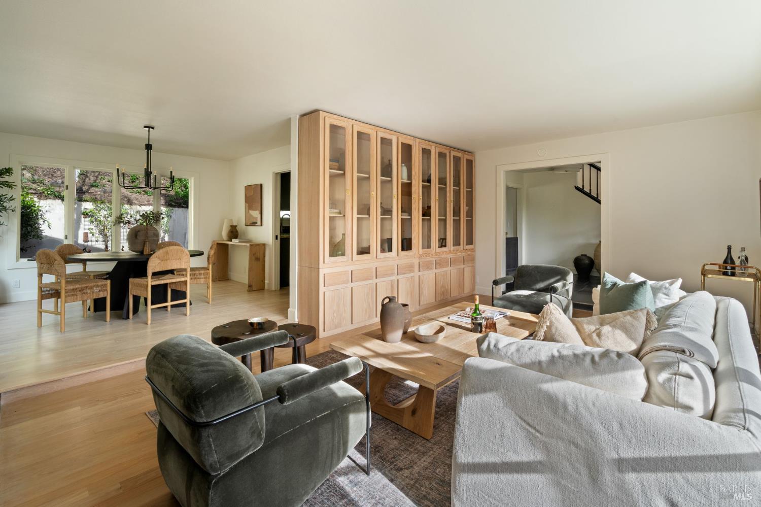 21 Hillside Avenue Kentfield CA 94904