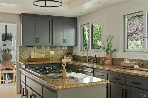 21 Hillside Avenue Kentfield CA 94904