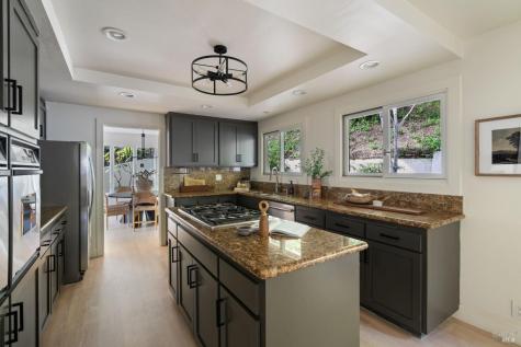 21 Hillside Avenue Kentfield CA 94904
