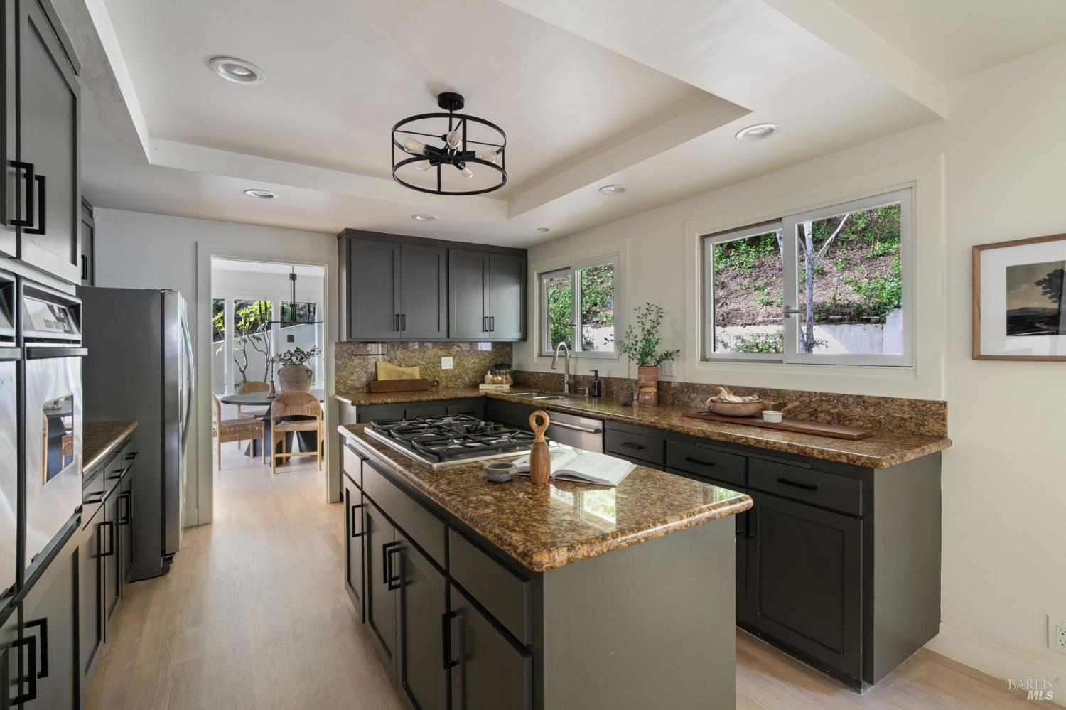 21 Hillside Avenue Kentfield CA 94904