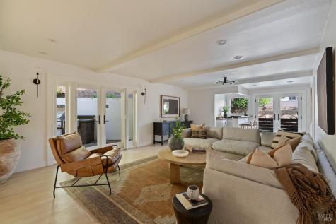 21 Hillside Avenue Kentfield CA 94904