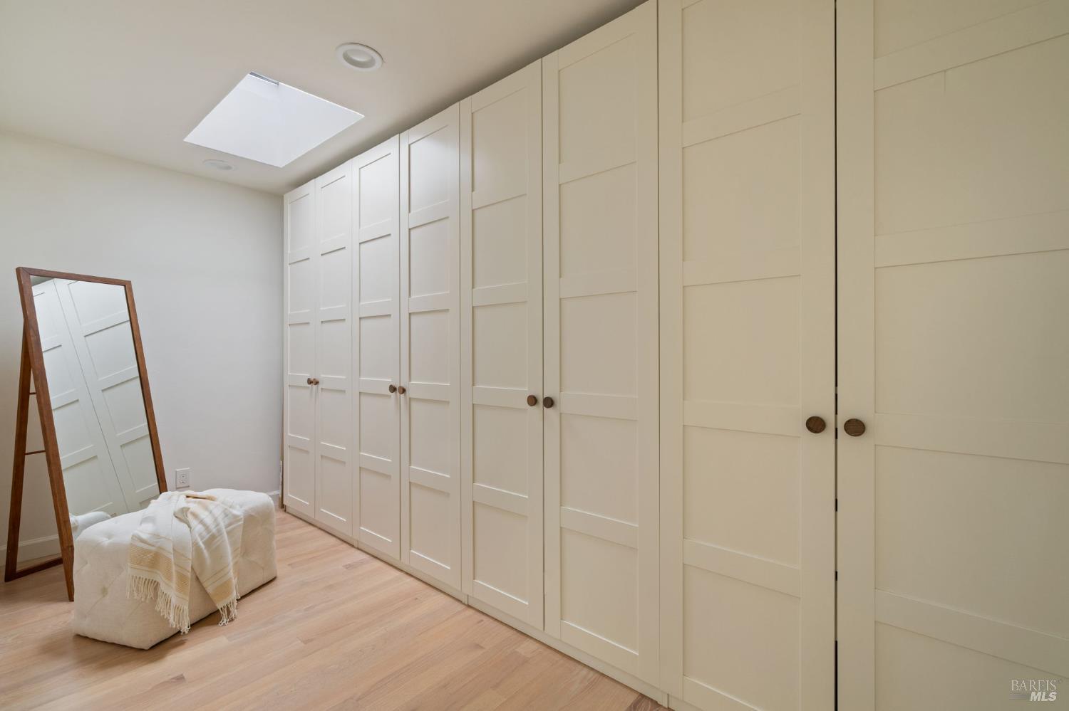 21 Hillside Avenue Kentfield CA 94904