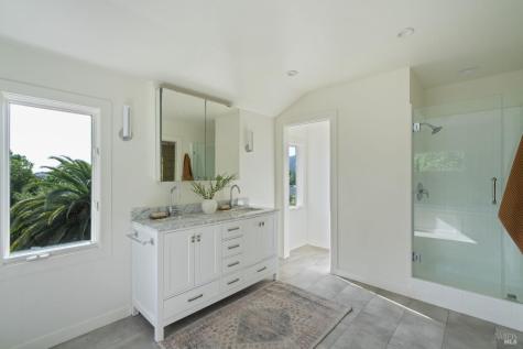 21 Hillside Avenue Kentfield CA 94904