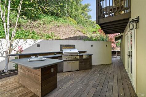 21 Hillside Avenue Kentfield CA 94904
