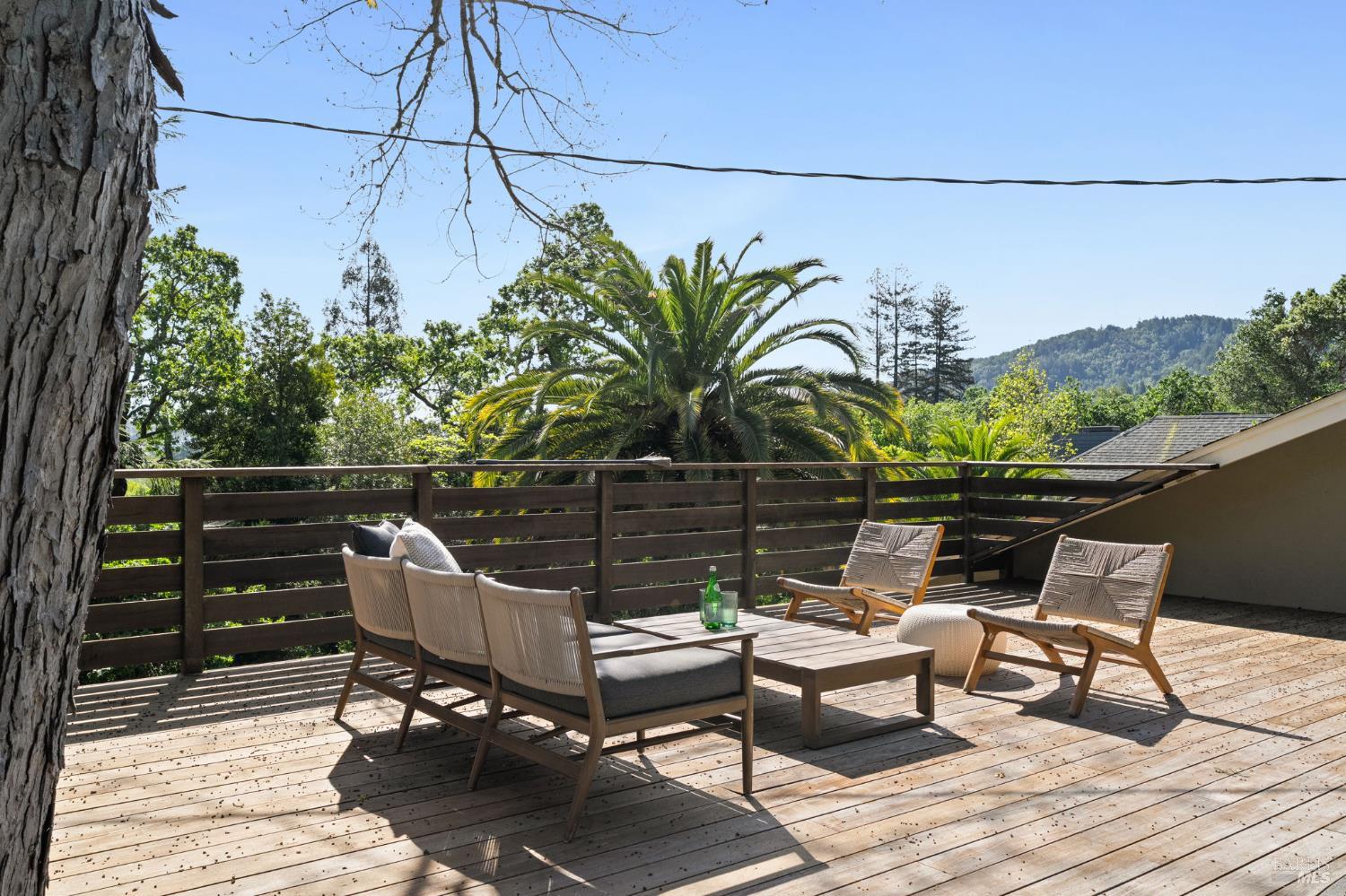 21 Hillside Avenue Kentfield CA 94904