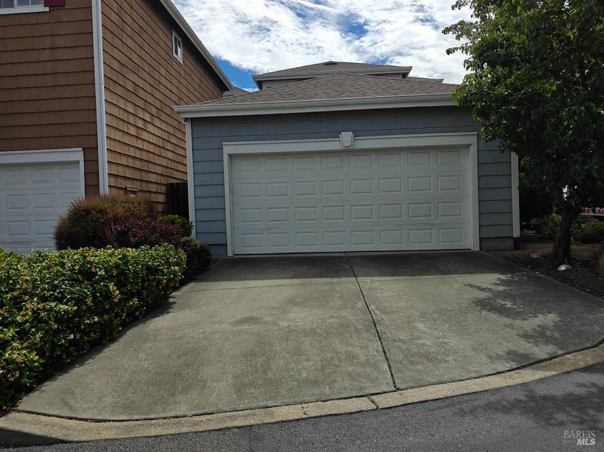 1014 Addison Circle Petaluma CA 94952