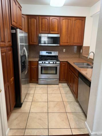 1014 Addison Circle Petaluma CA 94952