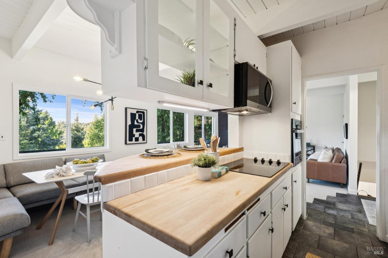 76 Forrest Avenue San Anselmo CA 94960